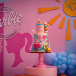 Danielle Arciniegas y DIM, de Piso 21, celebraron el cumpleaños de Ella y Roma con nuestro show temático de Barbie en Medellín 21 Danielle Arciniegas y DIM, de Piso 21, celebraron el cumpleaños de Ella y Roma con nuestro show temático de Barbie en Medellín 21