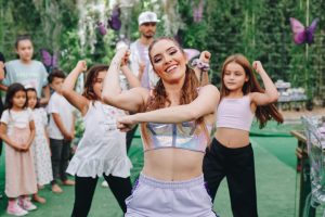 En familia, así fue la celebración del cumpleaños N° 8 de Salomé Ospina hija de Daniela Ospina y James Rodrigues 9